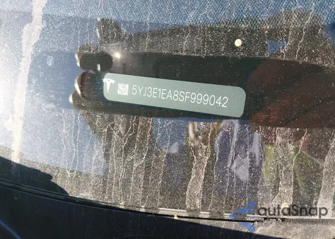 2025 Tesla Model 3 Long Range Rear-Wheel Drive/Standard Rear-Wheel Drive z USA, uszkodzony, nr VIN 5YJ3E1EA8SF999042